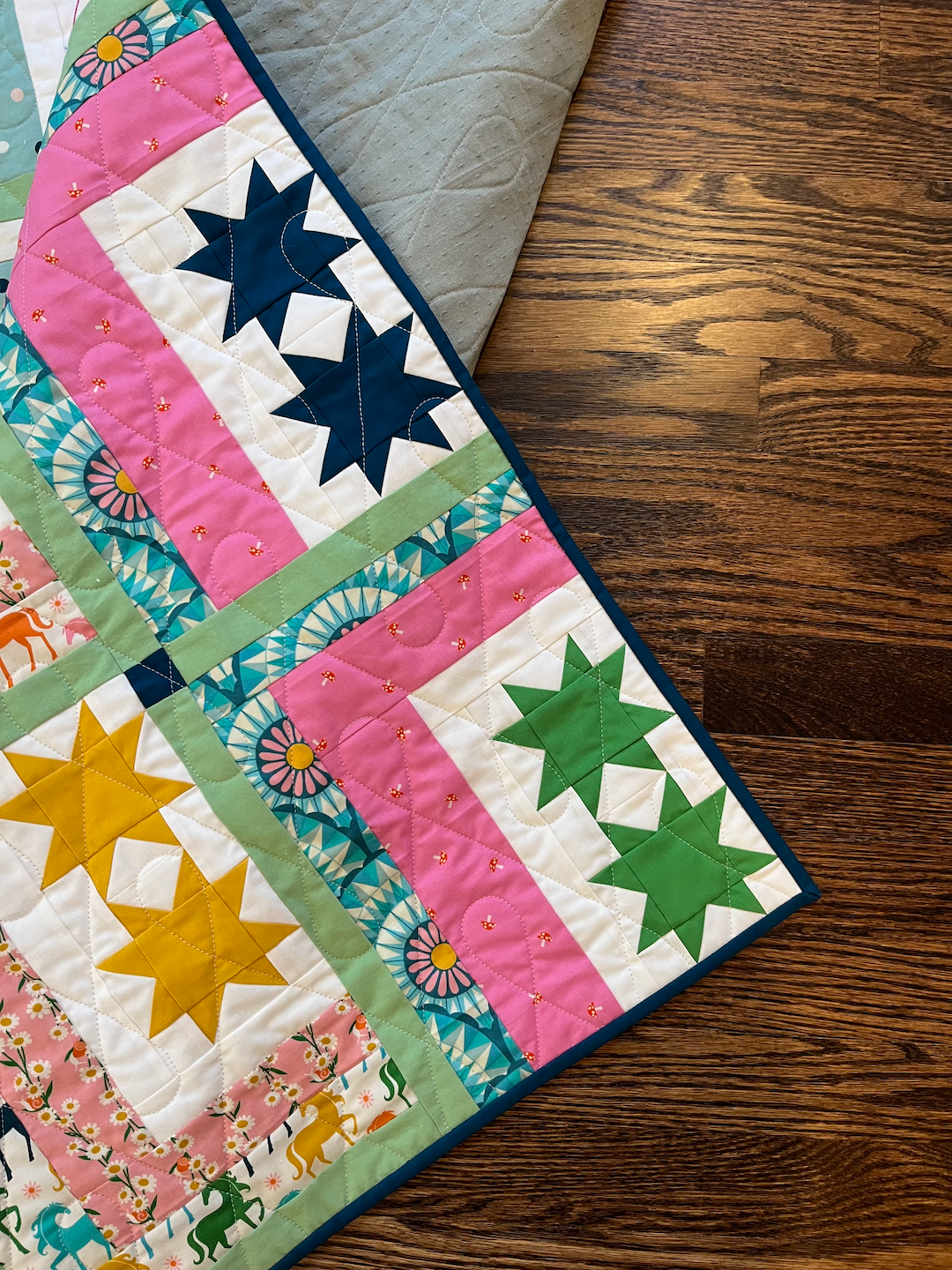 Twin-Star Cabins Quilt Pattern - PRINTED